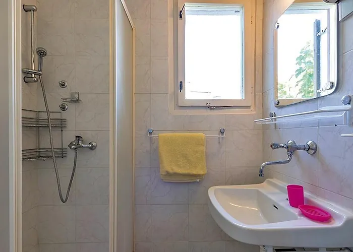Appartement With A Parking Space Pjescana Uvala, - 14564 *