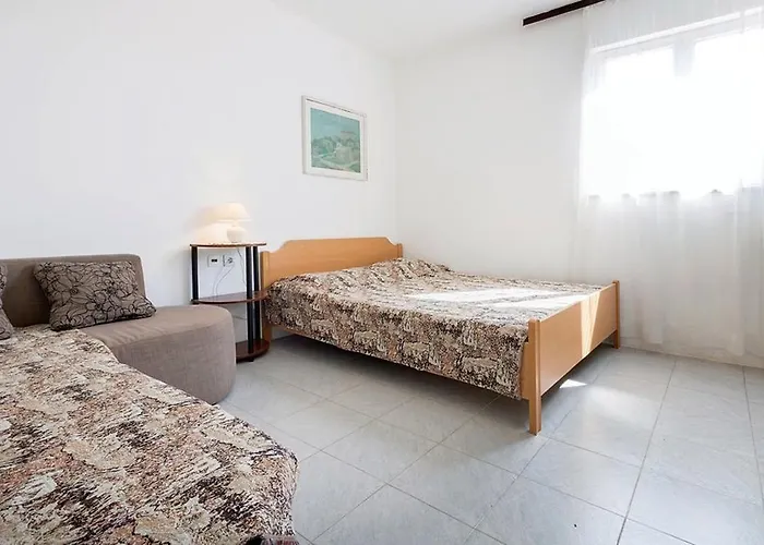 With A Parking Space Pjescana Uvala, - 14564 Appartement *